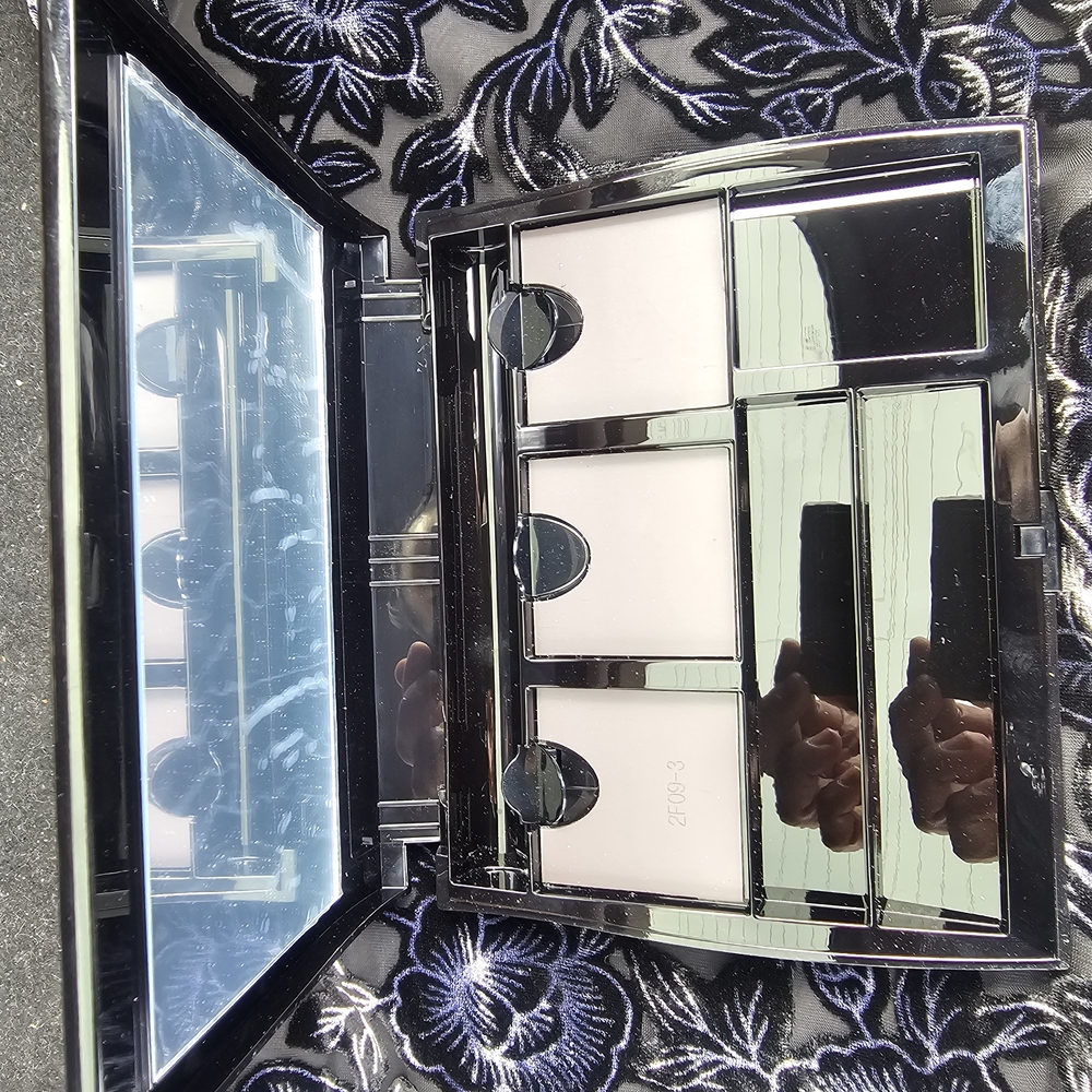 Elegant Makeup Palette with Mirror